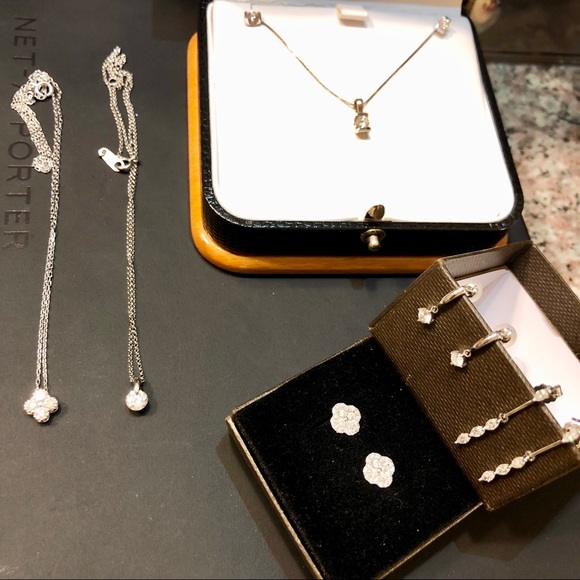 PLATINUM DIAMOND EARRINGS❤️ - Picture 9 of 11